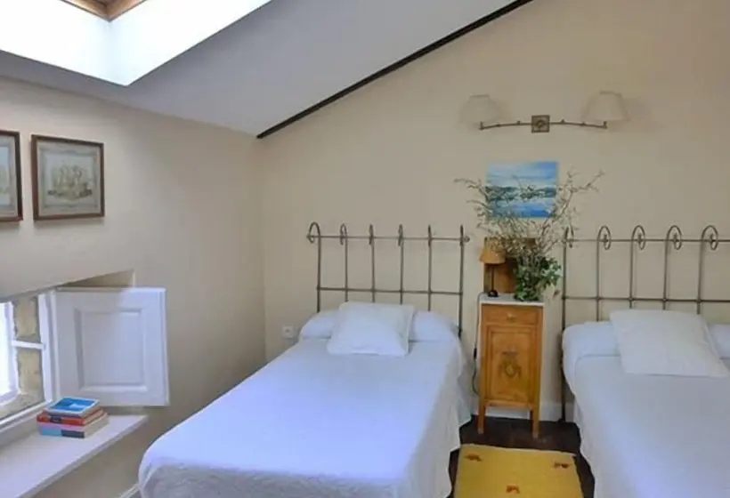 エコノミールーム, La Casona Azul