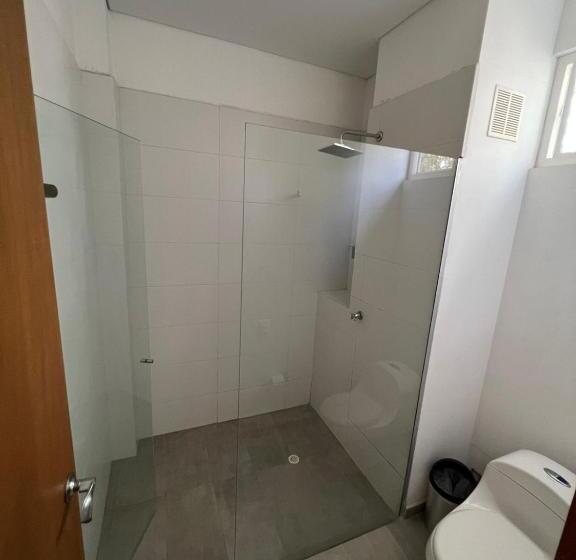 جناح سرير كينج, Sabai Beach