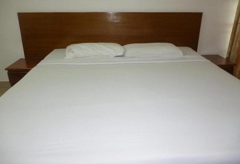 스탠다드 룸 킹사이즈 침대, Ktdc Kumarakom Gateway Resort