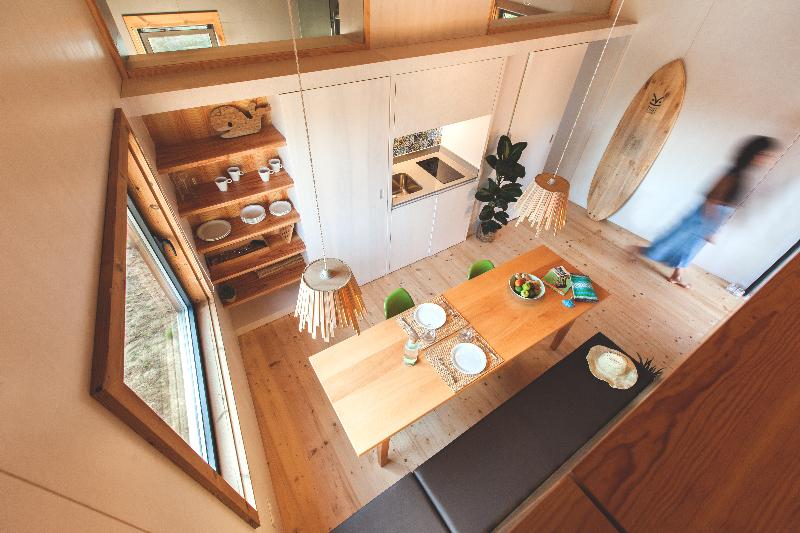 스탠다드 방갈로, Bukubaki Eco Surf