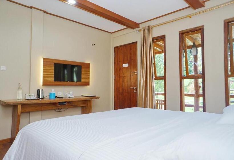 Номер Deluxe, Spring Hill Hotel Ruteng