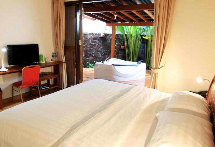 جناح غرفتين نوم, Spring Hill Hotel Ruteng