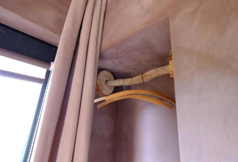 Номер Стандарт, Maison D'hôtes Cerf'titude