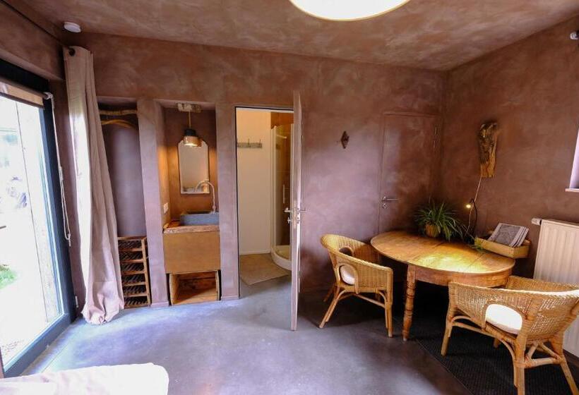 Номер Стандарт, Maison D'hôtes Cerf'titude