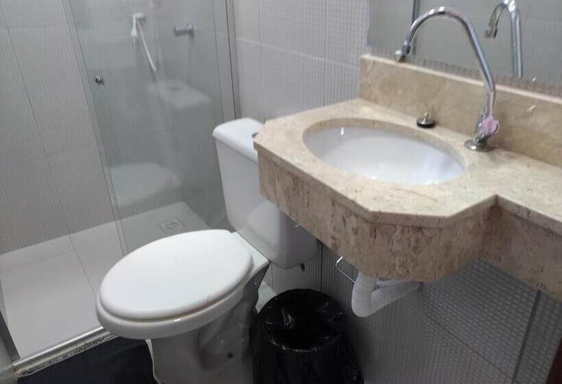 חדר סטנדרט, Avenida