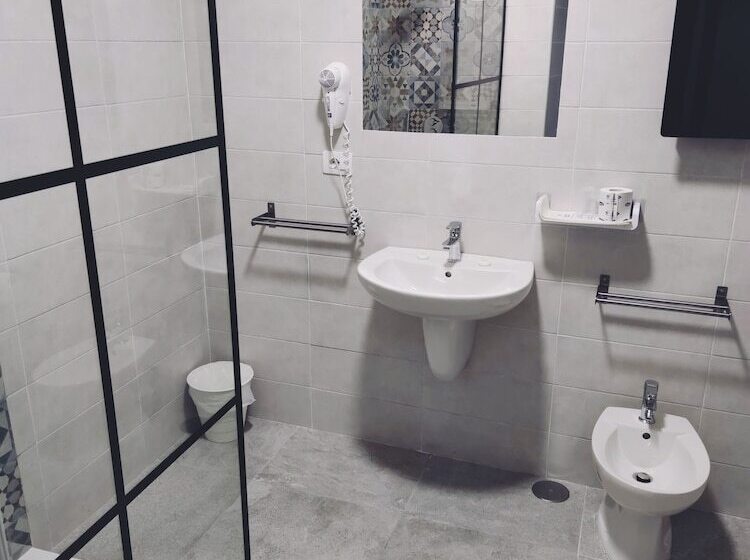 اتاق لوکس, B&b I Borbone
