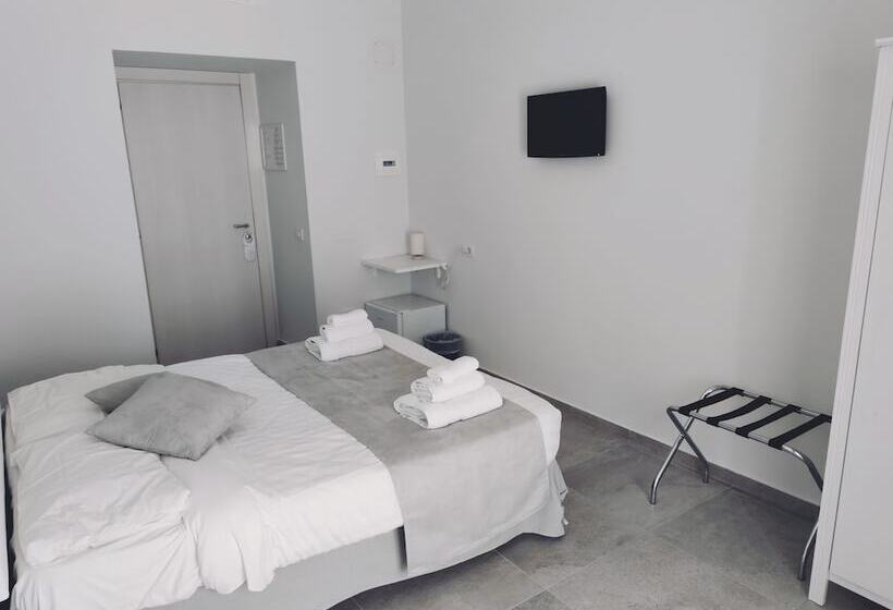 اتاق لوکس, B&b I Borbone