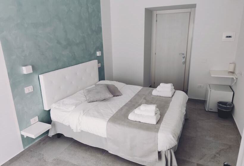 اتاق لوکس, B&b I Borbone