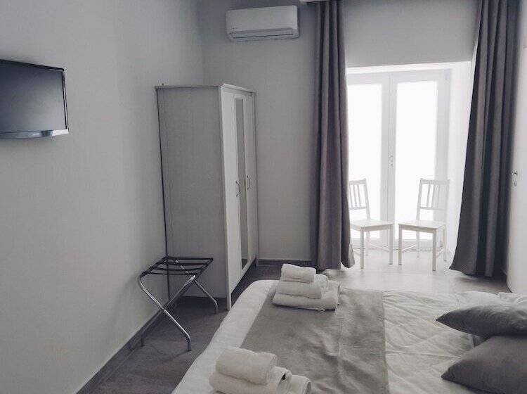 اتاق لوکس, B&b I Borbone