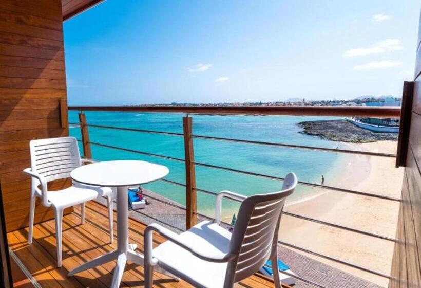 חדר דלוקס עם מרפסת נוף לים, Boutique La Marquesina  Adults Only