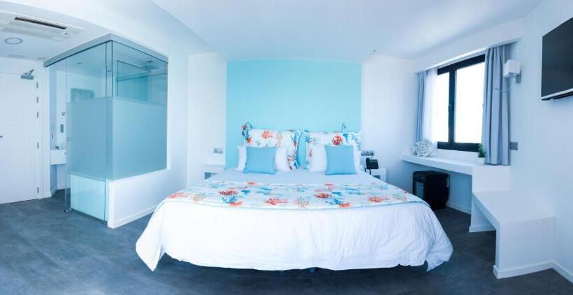 Номер Superior Вид на Море с Балконом, Boutique La Marquesina  Adults Only