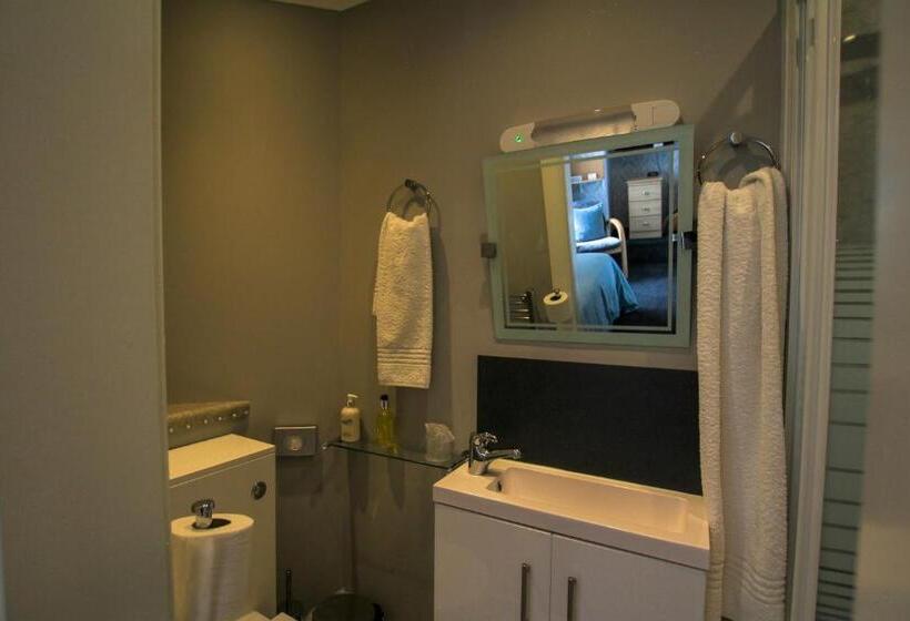 اتاق استاندارد یک نفره, Dunallan Guest House