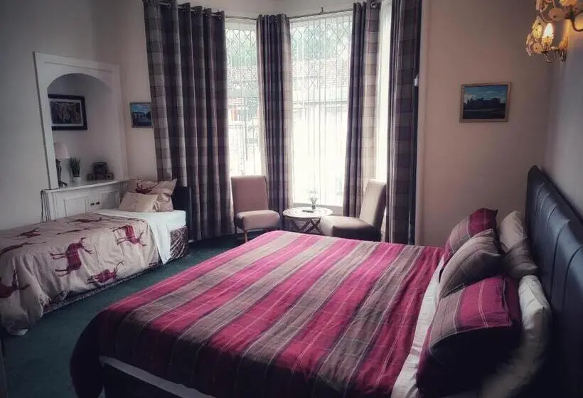 ファミリールーム, Dunallan Guest House