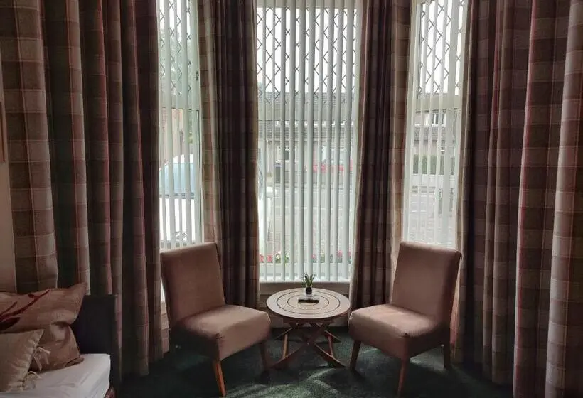 ファミリールーム, Dunallan Guest House