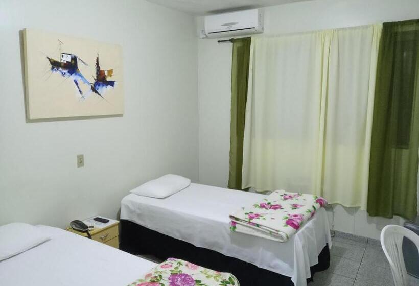 标准三人间, Gran Fenícia Marechal