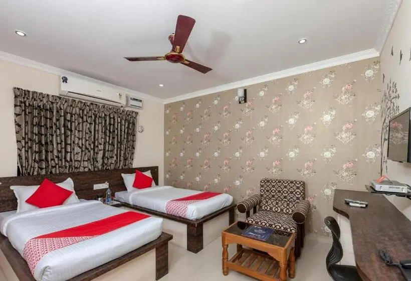 デラックスルーム, Maruthi Residency