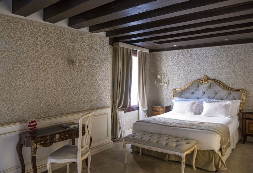 Номер Superior, Nani Mocenigo Palace