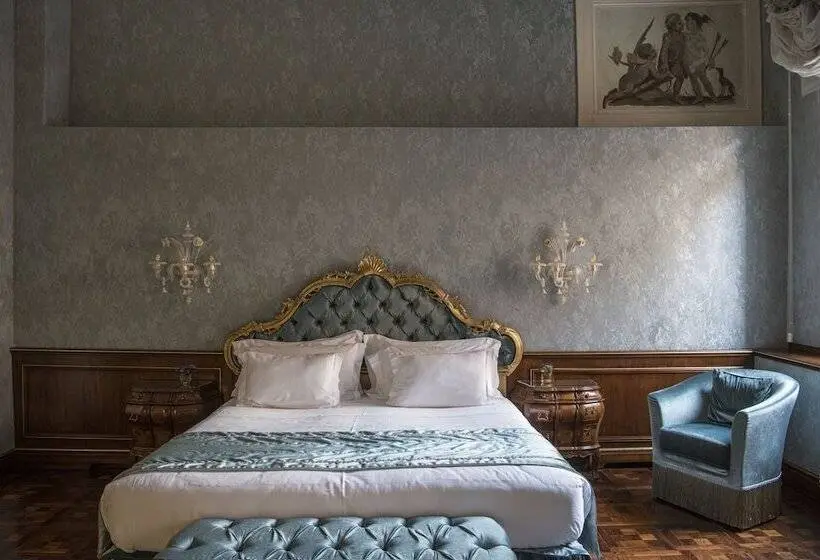 Suite Junior, Nani Mocenigo Palace