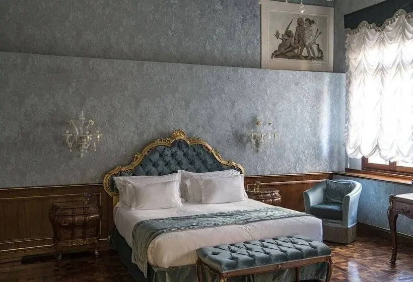 Suite Junior, Nani Mocenigo Palace