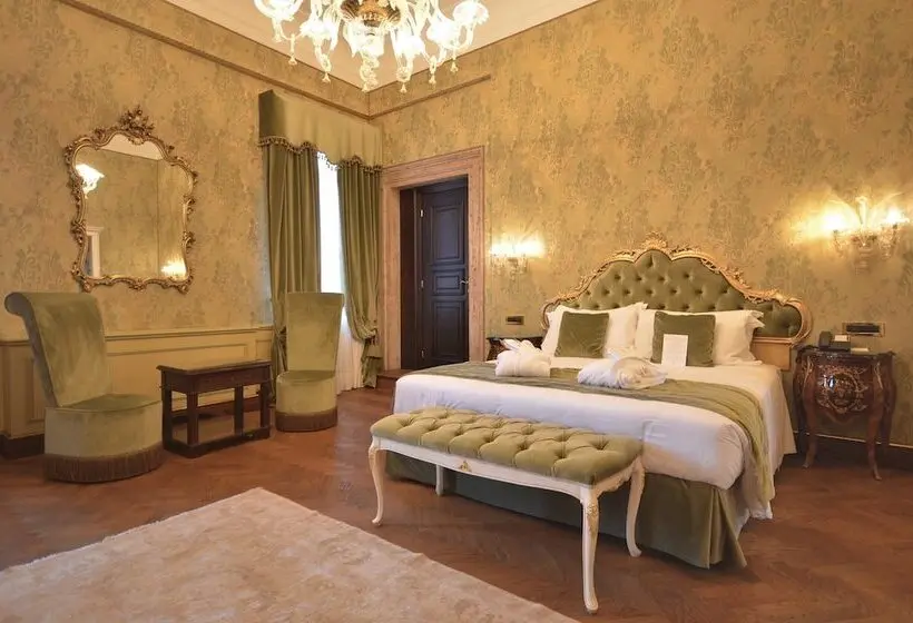Suite Junior, Nani Mocenigo Palace