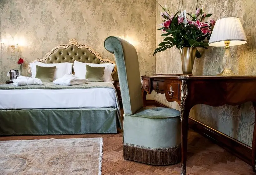 Suite Junior, Nani Mocenigo Palace