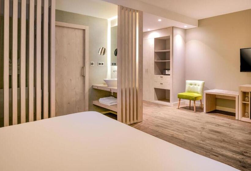 חדר דחוקס עם מיטת קינג, Palacio Tondon, La Rioja Brinas, Autograph Collection