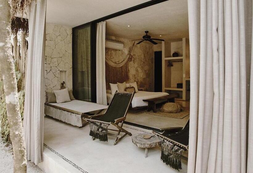 スタンダードスタジオ, Una Vida