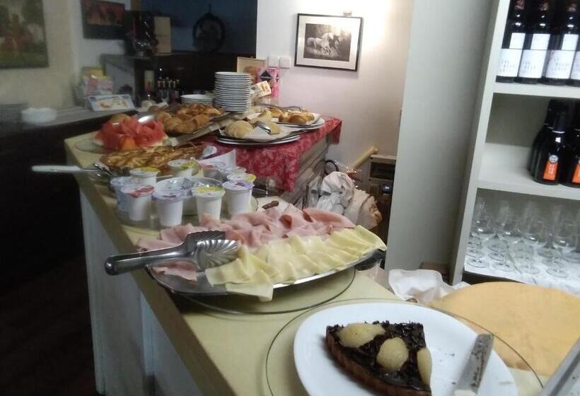 اتاق استاندارد, B&b Hotel Dolomiti
