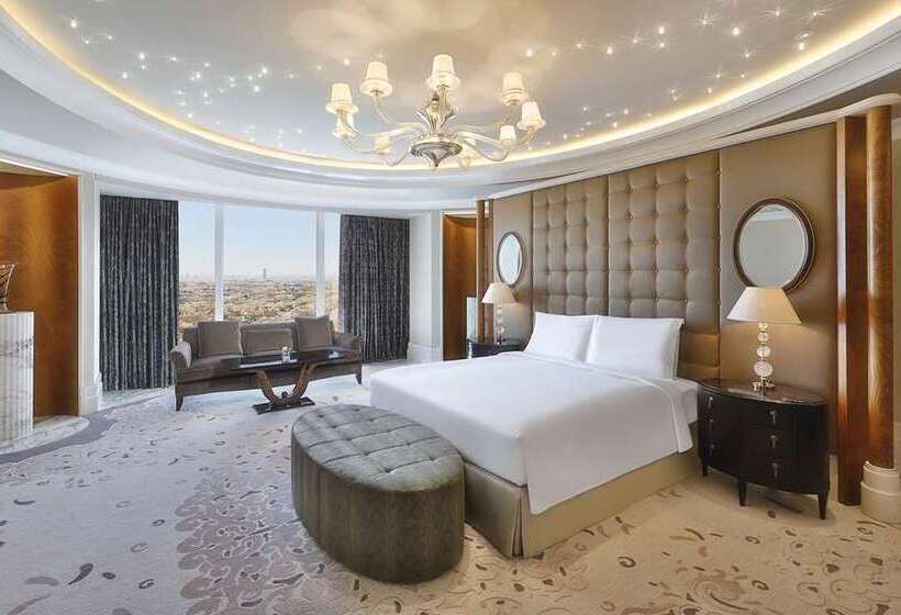 סוויטה מלכותית, Hilton Riyadh Hotel & Residences