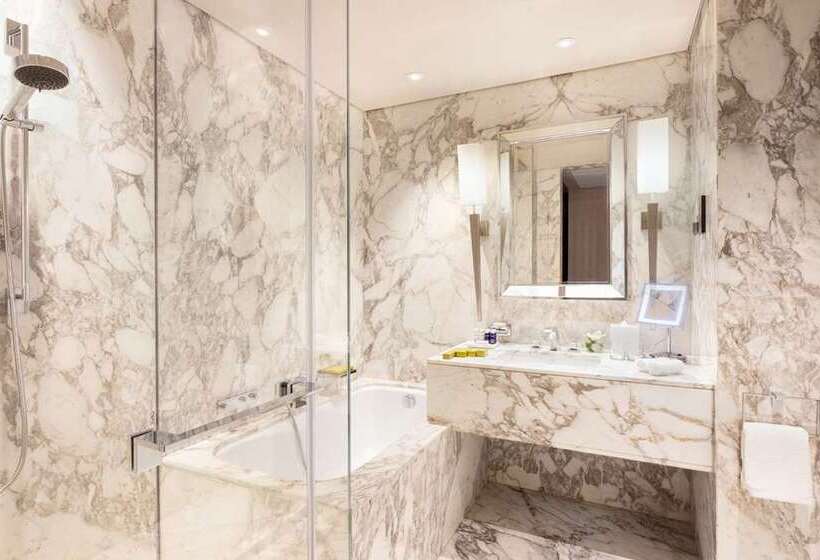 סוויטה מלכותית, Hilton Riyadh Hotel & Residences