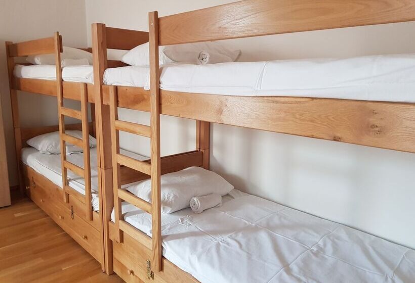 标准四人间共用浴室, Hostel Timun Adults Only