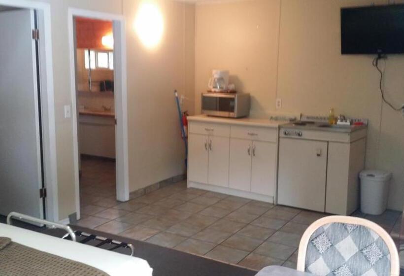 اتاق لوکس خانوادگی, Appletree Inn