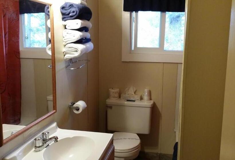 اتاق لوکس با تخت دو نفره بزرگ, Appletree Inn