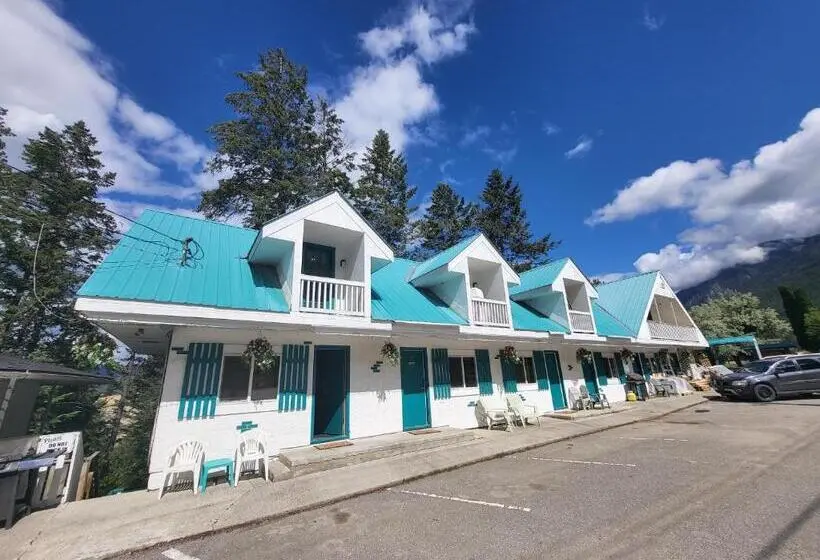 1 Bedroom Penthouse Apartment, Appletree Inn
