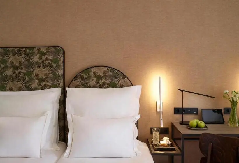 Standard Kolmen Hengen Huone Parveke, Casual Kubic Athens