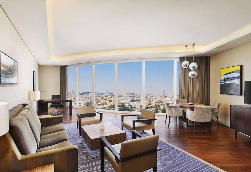 סוויטה אקזקיוטיב, Hilton Riyadh Hotel & Residences