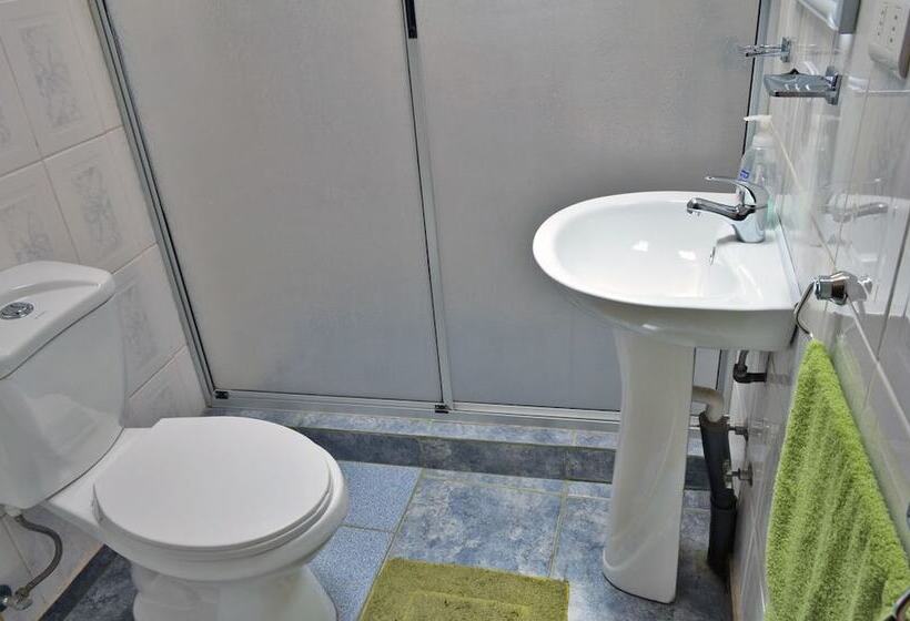 اتاق استاندارد یک تخته با سرویس بهداشتی مشترک, Hostal Destino Bellavista