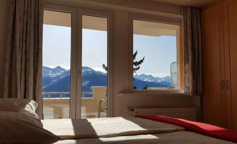 山の見えるスーペリアルーム, Hôtel Splendide