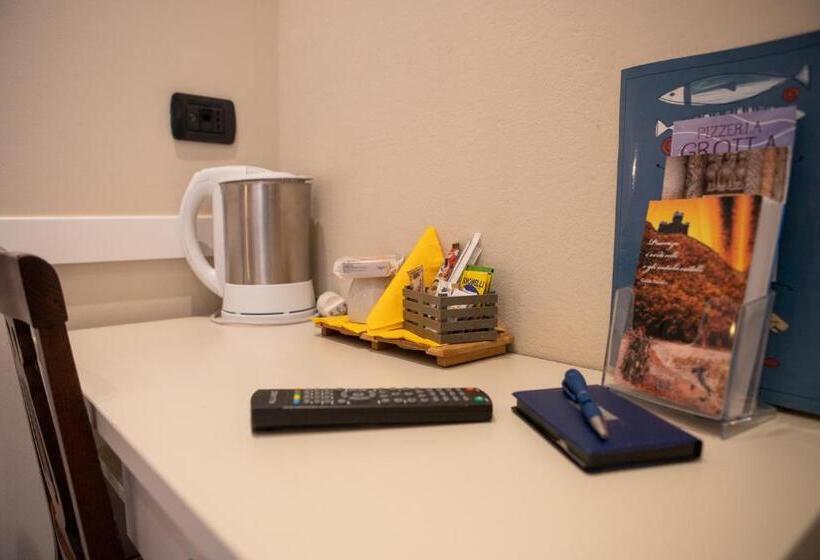 اتاق استاندارد سه نفره, Il Piccolo Piacenza