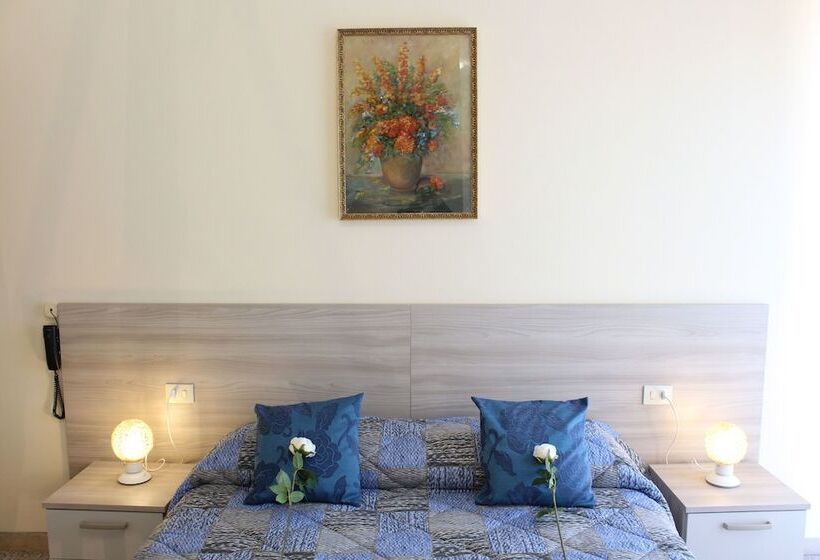 غرفة سوبيريور ثلاثية, Luca