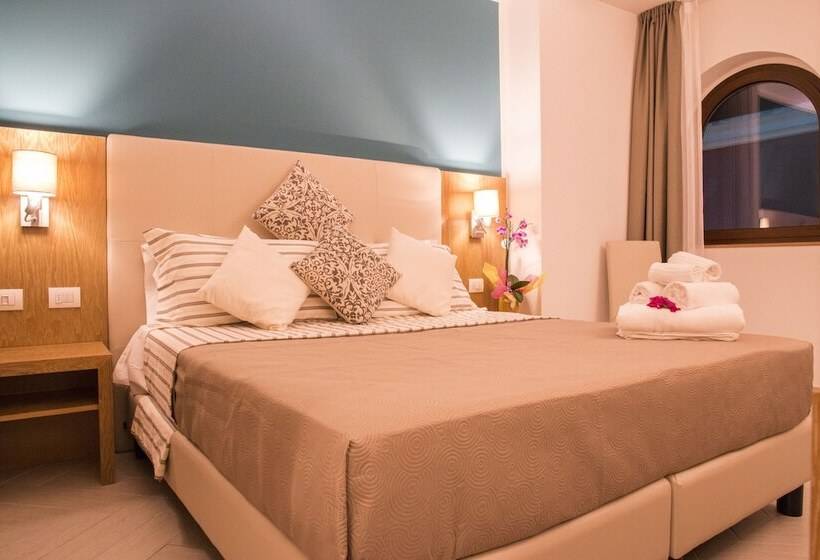 غرفة كلاسيكية رباعية, Maria