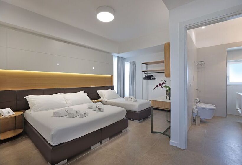 غرفة ديلوكس ثلاثية, M&f