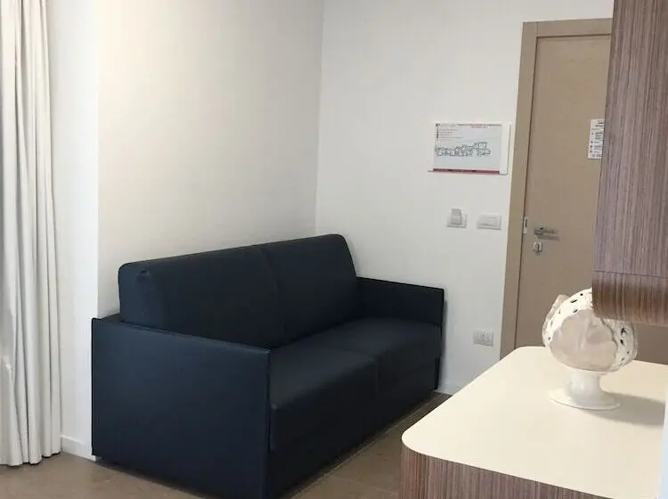 Junior Suite, M&f