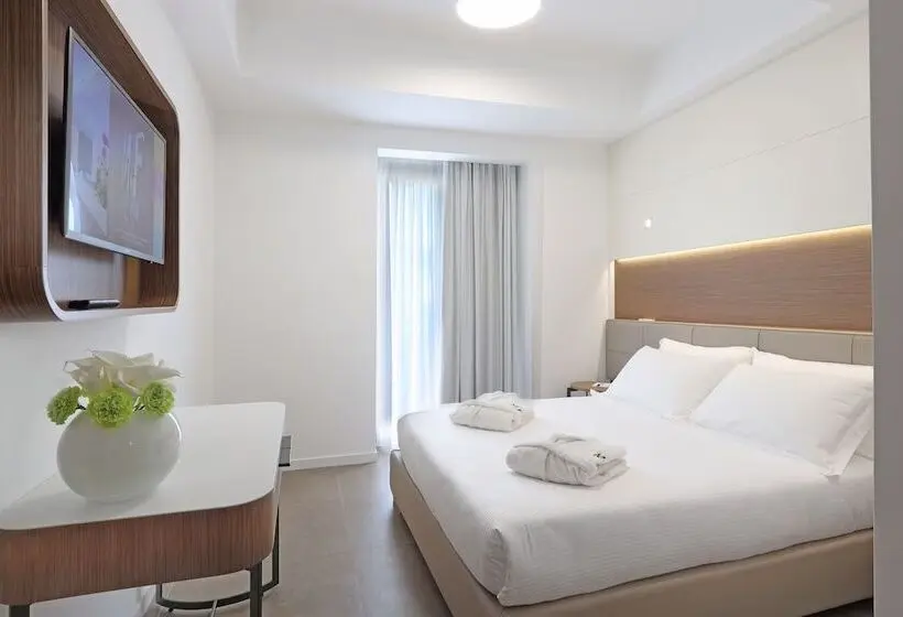 Suite, M&f
