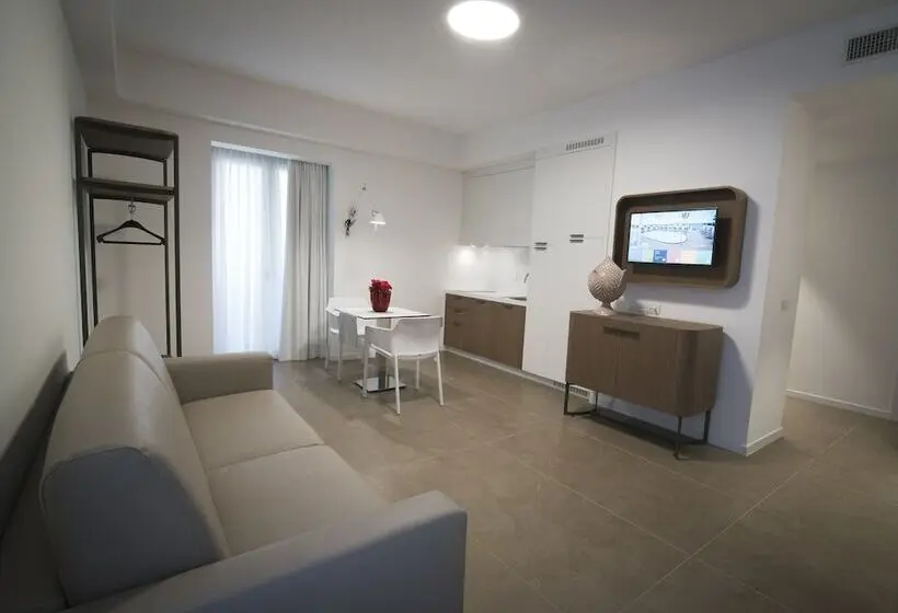 Suite, M&f