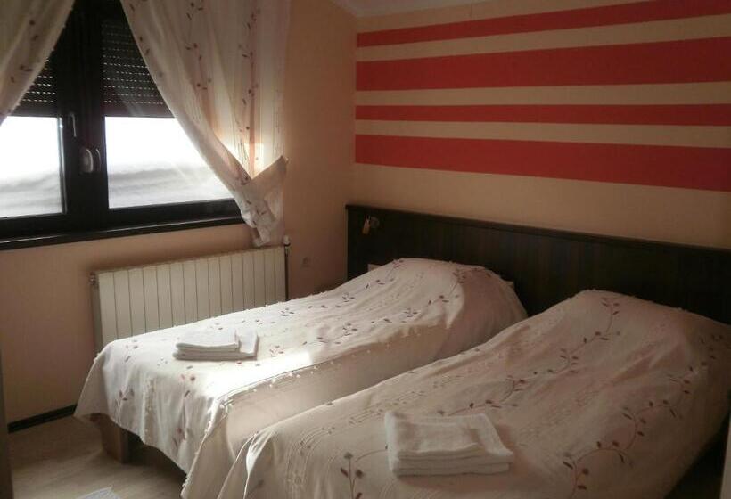 חדר סטנדרט, Pansion I Restoran Bijela Ruža