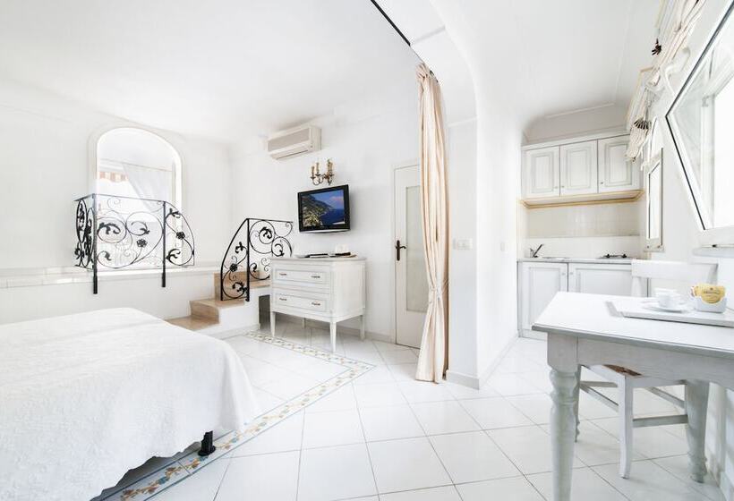 带海景的高档工作室, Villa Flavio Gioia