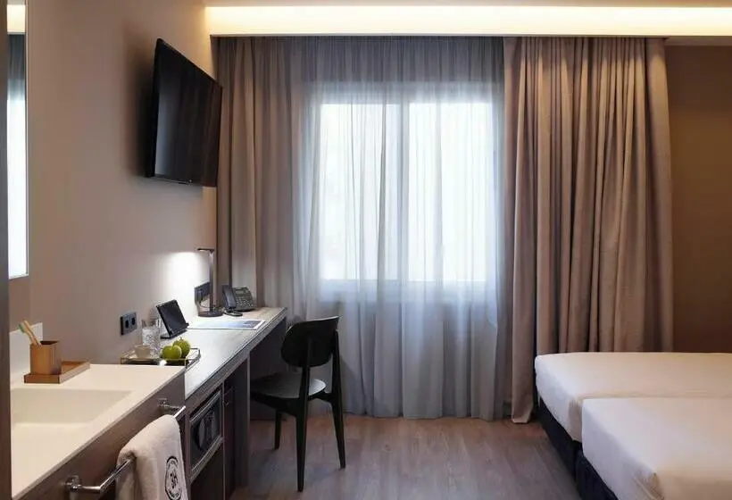 اتاق استاندارد, Casual Kubic Athens
