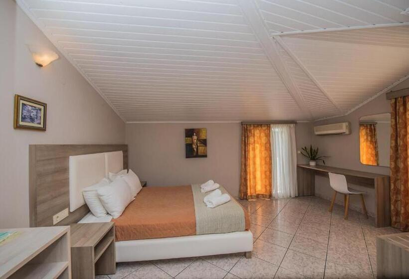 Номер Стандарт, Planos Beach