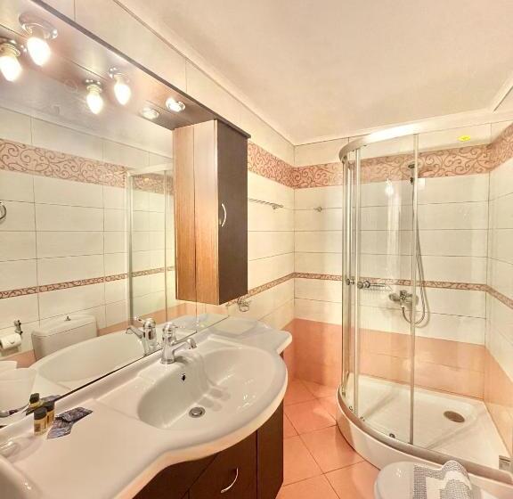 Triple Room Sea View, Entheon Rooms